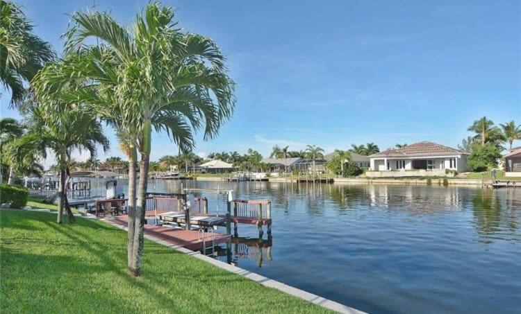 Villa Free Heatedpool On Sailboataccesscanal Boat Lift Cape Coral Exterior foto